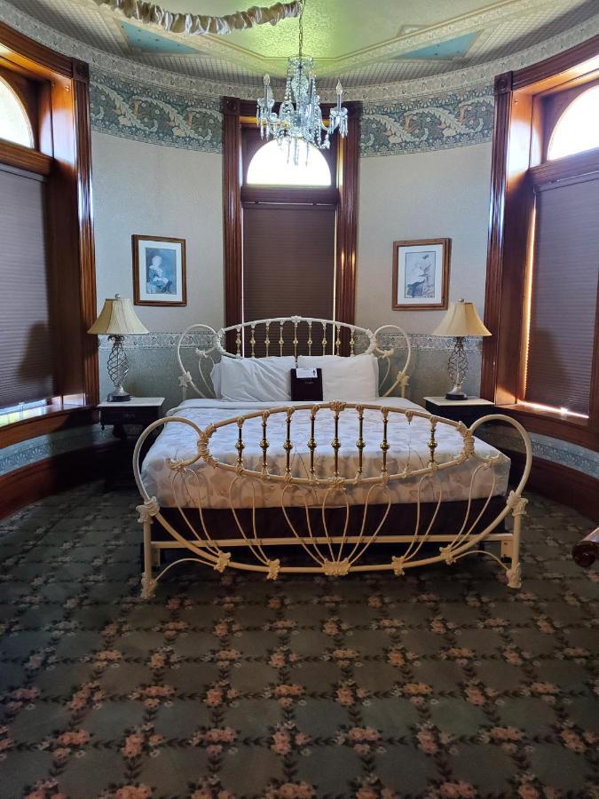 Manresa Castle 호텔 포트타운센드 외부 사진