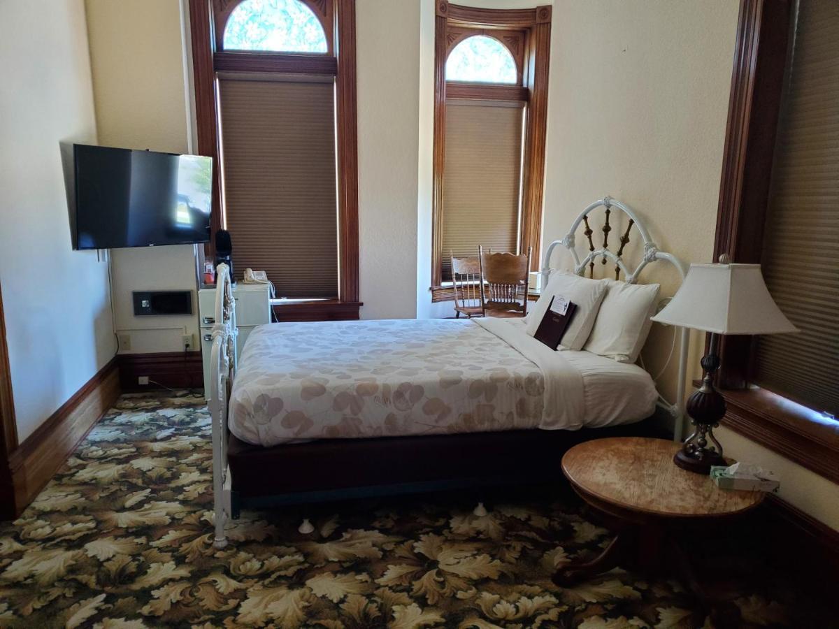 Manresa Castle 호텔 포트타운센드 외부 사진